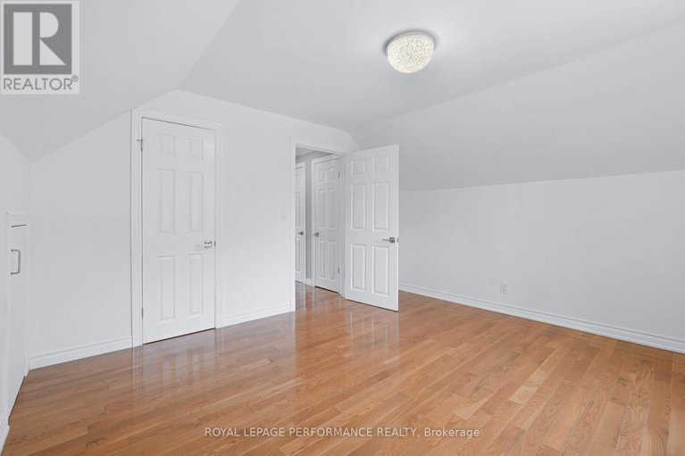 28555292/10-argue-drive/borden-farmstewart-farmcarleton-heightsparkwood-hills/ottawa/ontario/K2E6S1_23