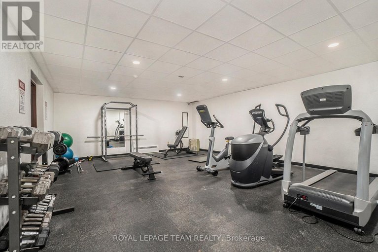 29585559/705-1356-meadowlands-drive-e/borden-farmstewart-farmcarleton-heightsparkwood-hills/ottawa/ontario/K2E6K6_27