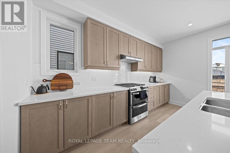 29369220/60-green-ash-avenue/goulbourn-twp-from-franktown-rdsouth-to-rideau/ottawa/ontario/K0A2Z0_14