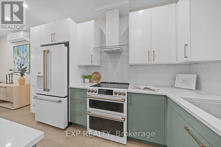 29580487/185-deschamps-avenue/vanier/ottawa/ontario/K1L5Z3_9