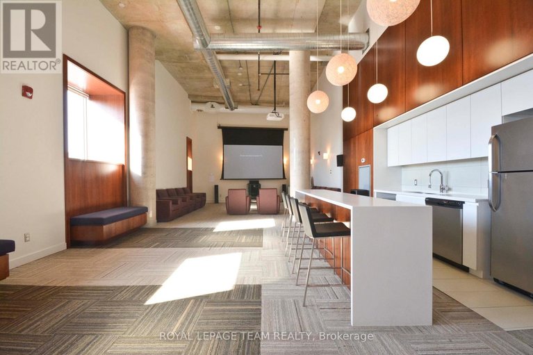 29613821/318-354-gladstone-avenue/ottawa-centre/ottawa/ontario/K2P0R4_21