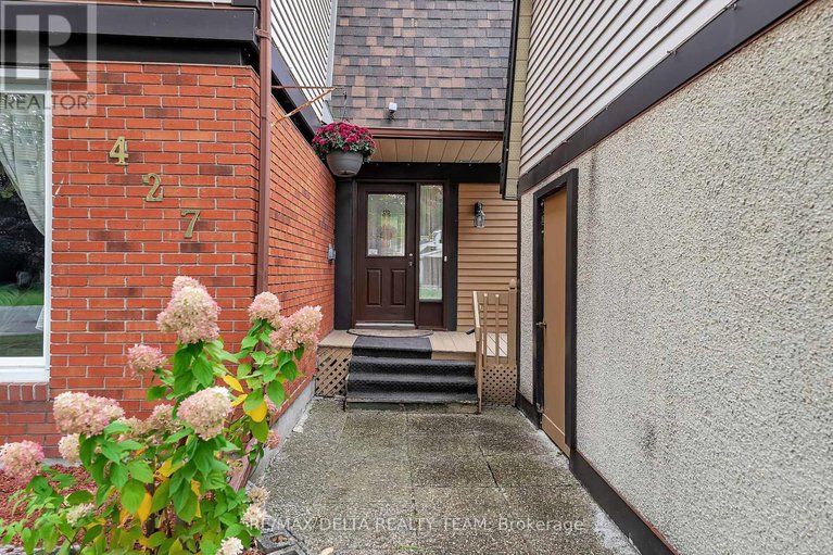 28904368/427-mockingbird-drive/chatelaine-village/ottawa/ontario/K1E2A8_3