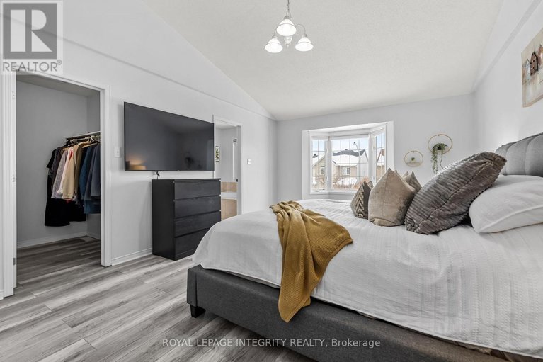 29487628/213-opus-street/emerald-meadowstrailwest/ottawa/ontario/K2S0J2_18