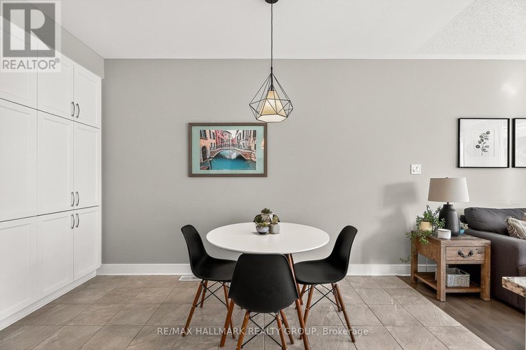 29151475/332-gracewood-crescent/blossom-parkkemp-parkfindlay-creek/ottawa/ontario/K1T0J7_27