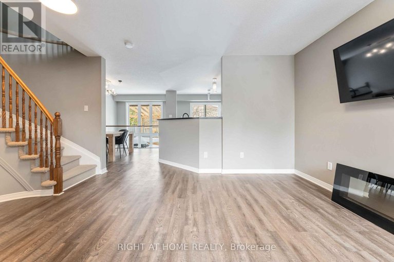 29443377/123-kinross-private/morgans-grantsouth-march/ottawa/ontario/K2K3P9_14