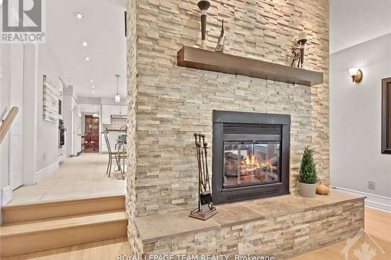 29069392/1105-cindy-hill-crescent/manotick-long-island-nicholls-island/ottawa/ontario/K4M1E8_15