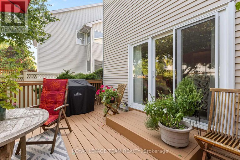 28918556/24-hyannis-avenue/cedargrovefraserdale/ottawa/ontario/K2J2W8_32