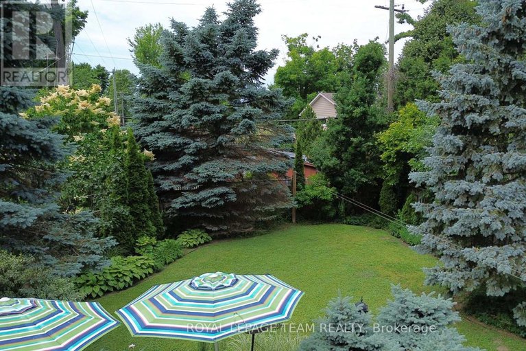28584600/1939-wembley-avenue/carlingwood/ottawa/ontario/K2A1A8_44