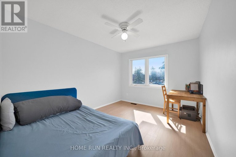 29590749/4-2111-montreal-road/beaconwood/ottawa/ontario/K1J8M8_21