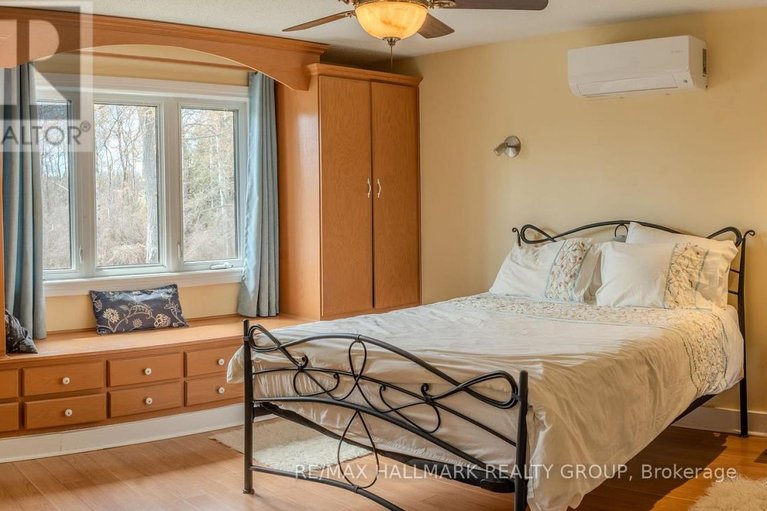 29654321/21-skeel-court/btwn-franktown-rd-fallowfield-rd/ottawa/ontario/K0A1B0_14