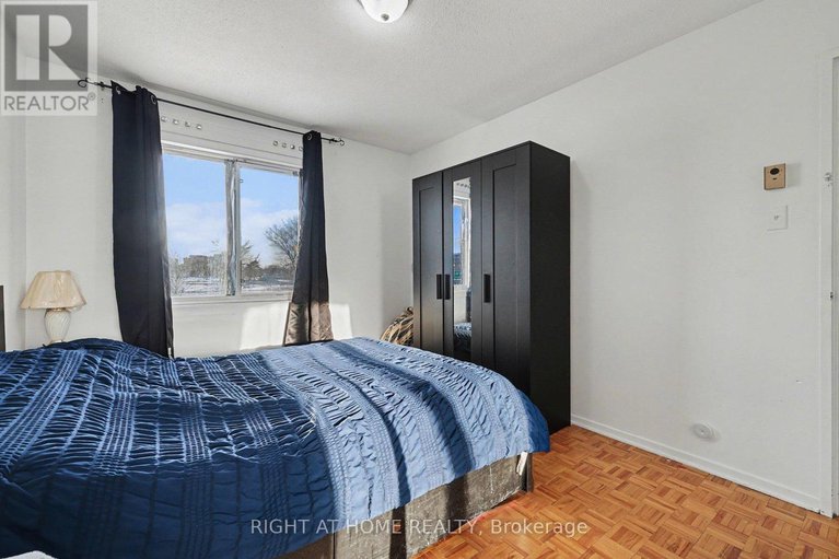 29442012/305b-2044-arrowsmith-drive/beacon-hill-south/ottawa/ontario/K1J7V8_30