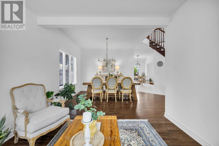 28526274/451-landswood-way/stittsville-south/ottawa/ontario/K2S0A4_9