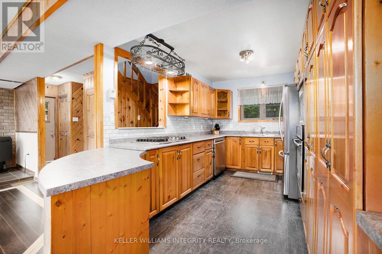 28510289/501-stewart-lane/lanark-highlands-dalhousie-twp/lanark-highlands/ontario/K0G1M0_18