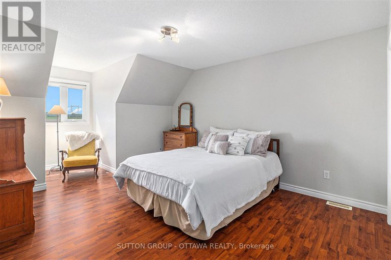 27906045/4031-boileau-road/clarencerockland-twp/clarence-rockland/ontario/K0A1E0_27