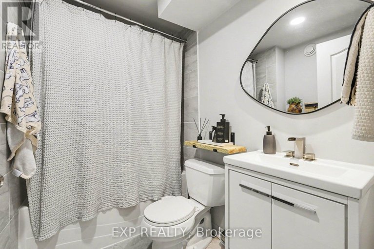 29675451/281-sorento-street/strandherd/ottawa/ontario/K2J0B4_27