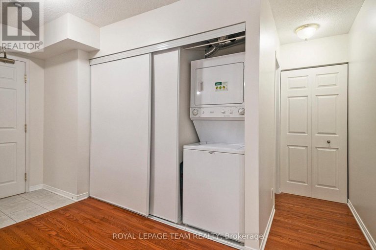 28632770/507-320-centrum-boulevard/bilberry-creekqueenswood-heights/ottawa/ontario/K1E3X9_10