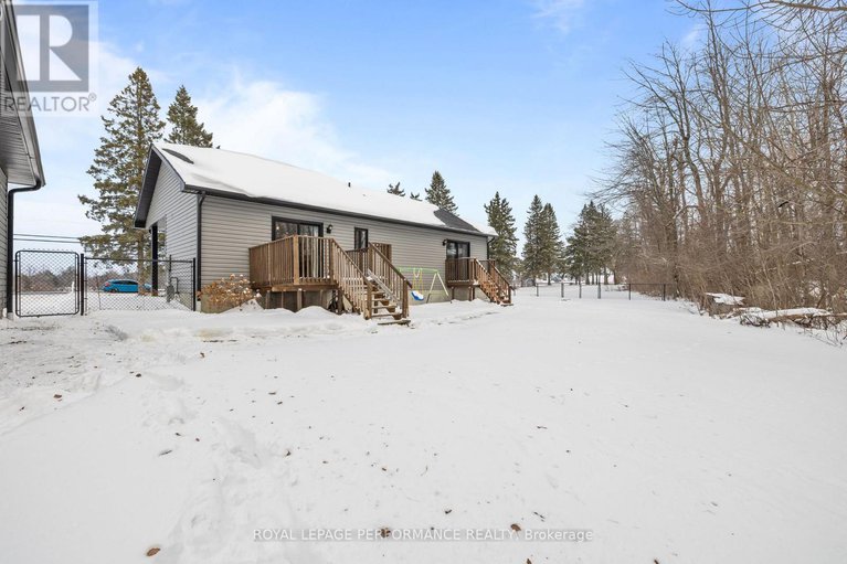 29228643/57-main-street/finch/north-stormont/ontario/K0C1K0_41