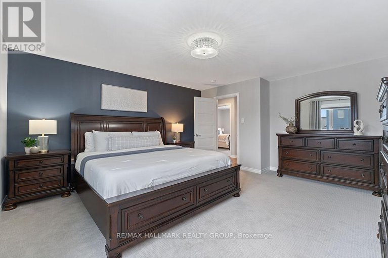 28406749/4525-kelly-farm-drive/blossom-parkkemp-parkfindlay-creek/ottawa/ontario/K1X0E7_22