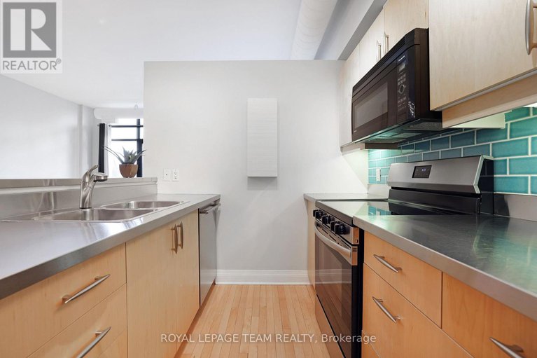 29224575/203-300-powell-avenue/west-centre-town/ottawa/ontario/K1S5T3_14