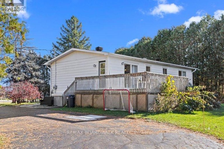 29519849/2462-dunning-road/cumberland-west/ottawa/ontario/K0A3E0_2