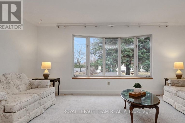 29605517/1107-falaise-road/borden-farmstewart-farmcarleton-heightsparkwood-hills/ottawa/ontario/K2E6R1_4