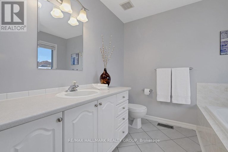28411639/6-stonepointe-avenue/barrhaven-east/ottawa/ontario/K2G6G3_34