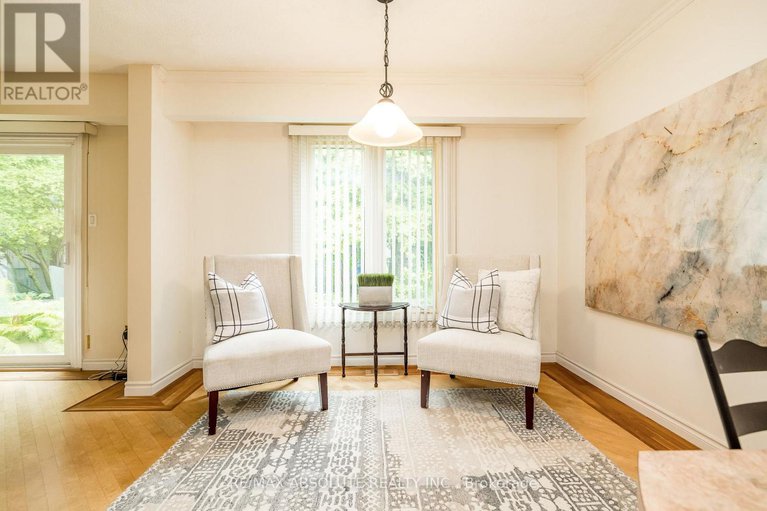 28984044/7-ramsgate-private-e/mooneys-bayriverside-park/ottawa/ontario/K1V8M4_17