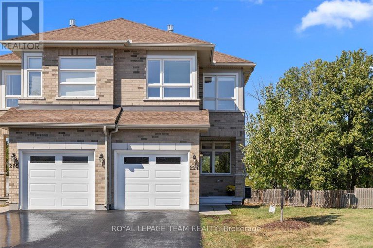 28774616/227-bert-hall-street/arnprior/arnprior/ontario/K7S0H1_1