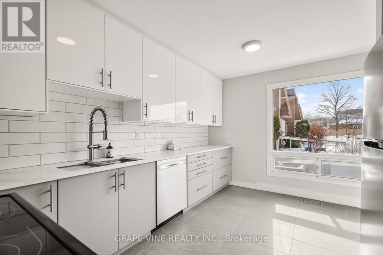 29454845/14-3565-downpatrick-road/windsor-park-village/ottawa/ontario/K1V8T3_11