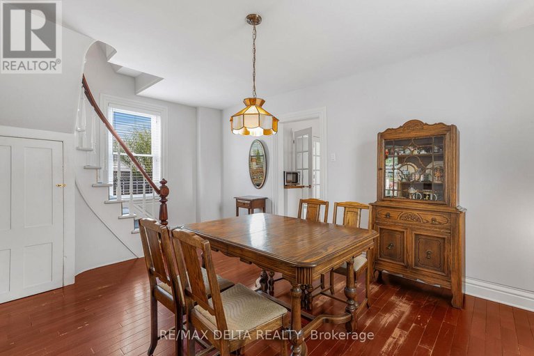 29086342/89-high-street/vankleek-hill/champlain/ontario/K0B1R0_10