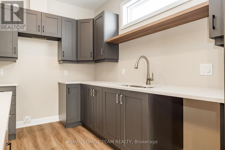 29306455/99-alma-street-w/kemptville/north-grenville/ontario/K0G1J0_13