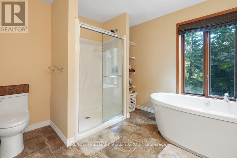 28857388/5498-edgewater-drive/manotick-east-to-manotick-station/ottawa/ontario/K4M1B4_21