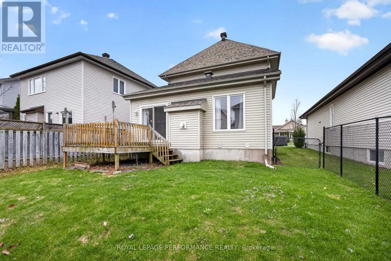29687410/2694-sylvain-street/town-of-rockland/clarence-rockland/ontario/K4K1V3_38