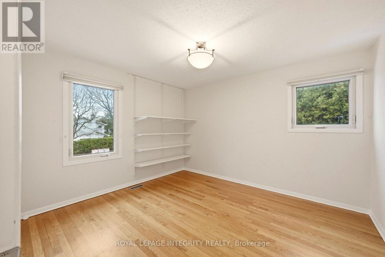 29618053/68-beaver-ridge/city-viewskylinefisher-heightsparkwood-hills/ottawa/ontario/K2E6E4_42