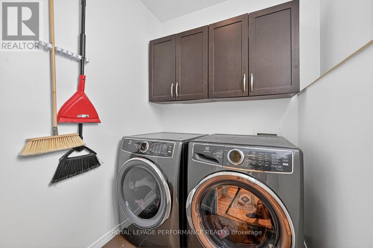 29575715/1665-frenette-street/fallingbrookgardenway-south/ottawa/ontario/K4A4L4_34