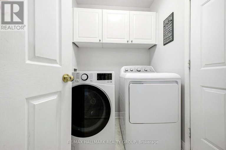 29564605/92a-upney-drive/longfields/ottawa/ontario/K2J5H3_25