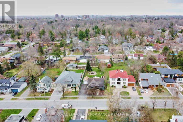 28649695/328-pleasant-park-road/alta-vistafaircrest-heights/ottawa/ontario/K1H5M8_29