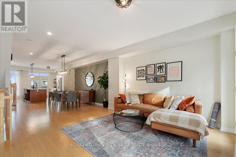 28279535/104-lionel-private/springridgeeast-village/ottawa/ontario/K4A0X1_8