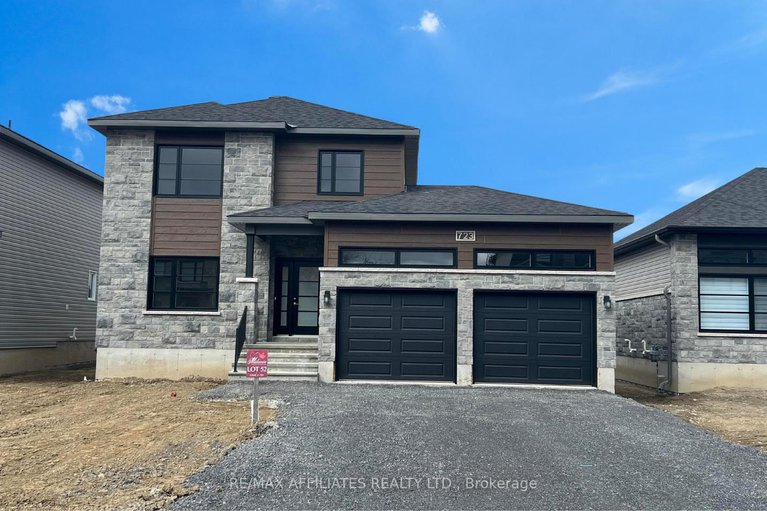 27952006/628-geneva-crescent/embrun/russell/ontario/K0A1W0_1