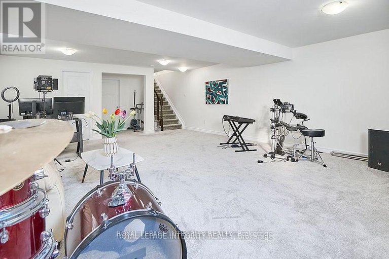 28619249/619-moorpark-avenue/emerald-meadowstrailwest/ottawa/ontario/K2M0B6_31