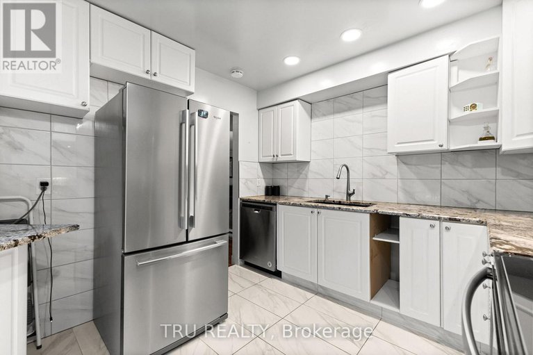 29068973/37-24-compata-way/blackburn-hamlet-south/ottawa/ontario/K1B4W9_17