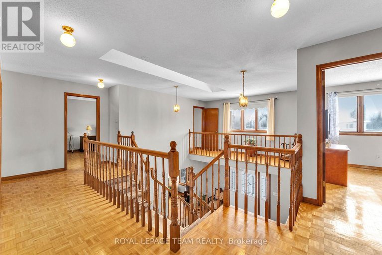 29341434/1409-mory-street/emerald-woodssawmill-creek/ottawa/ontario/K1T1C8_22