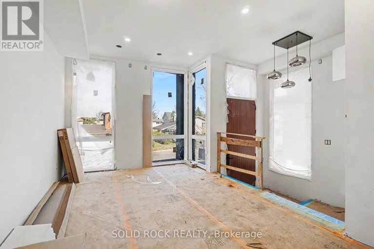 29669970/840-alpine-avenue/queensway-terrace-north/ottawa/ontario/K2B5R6_3