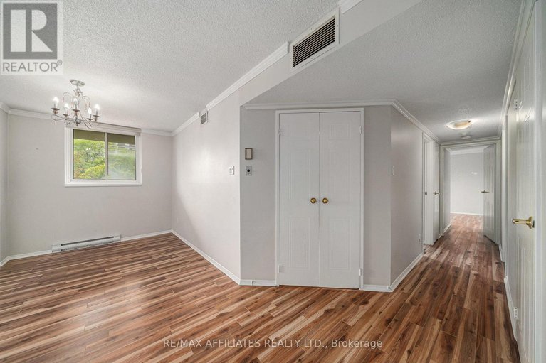 28447664/211-1705-playfair-drive/playfair-park/ottawa/ontario/K1H8P6_12