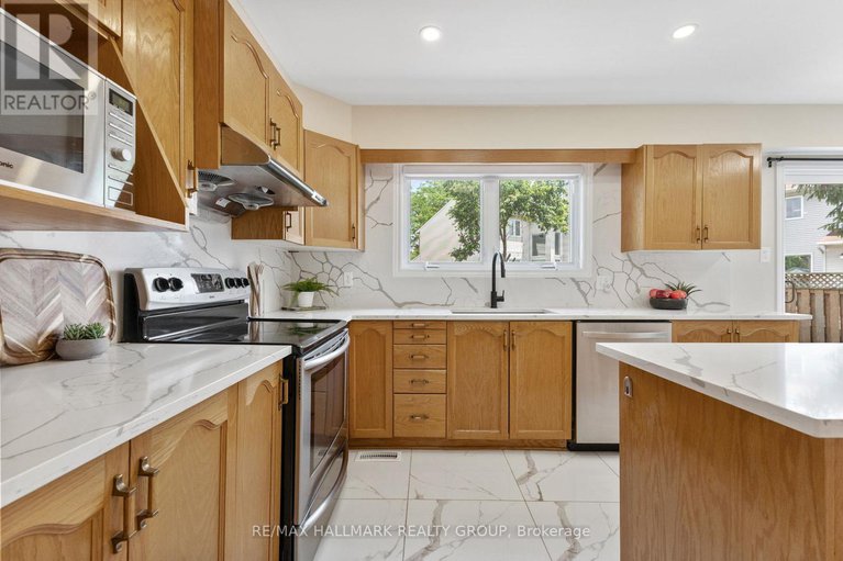 28518231/19-notman-way/hunt-club-park/ottawa/ontario/K1G4P6_12
