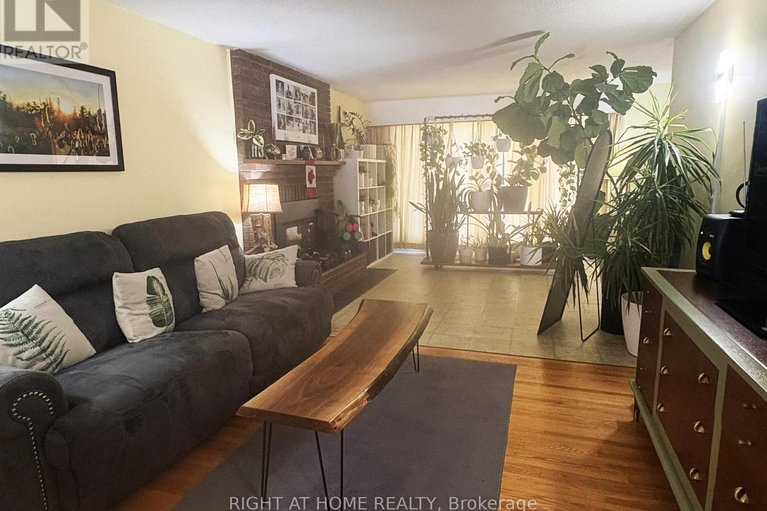 29659131/793-river-road/riverside-southgloucester-glen/ottawa/ontario/K4M0T9_10