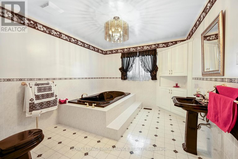 29265247/6324-cty-rd-15-road/augusta-twp/augusta/ontario/K6V5T2_18