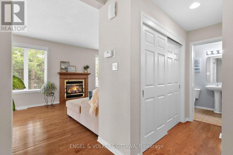28459479/705-larcastle-circle/avalon-east/ottawa/ontario/K4A4Z2_10