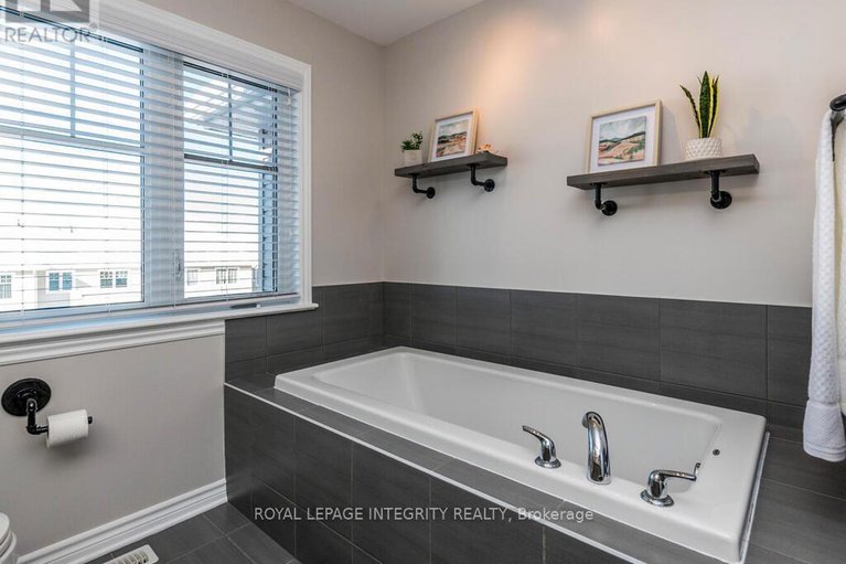 29261169/634-cartographe-street/camelot/ottawa/ontario/K4A3N6_24