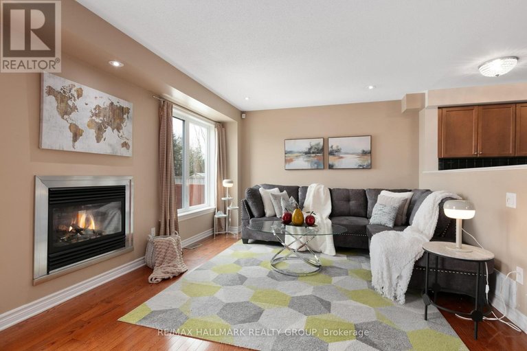 29454598/4120-kelly-farm-drive/blossom-parkkemp-parkfindlay-creek/ottawa/ontario/K1T4J2_10